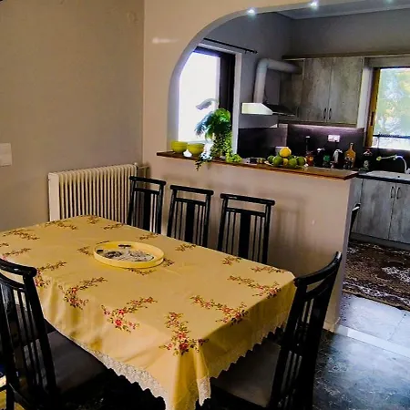 Patra's Sea Front Appartement *