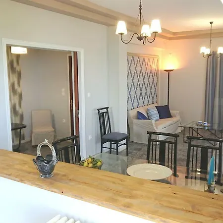Patra's Sea Front Apartment *